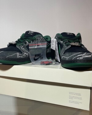 There Skateboards × Nike SB Dunk Low Pro”Anthracite and Gorge Green"　27.5㎝